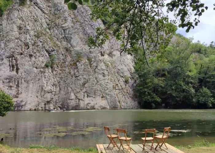 Riverside 度假居 奥夫查尔巴尼亚尼